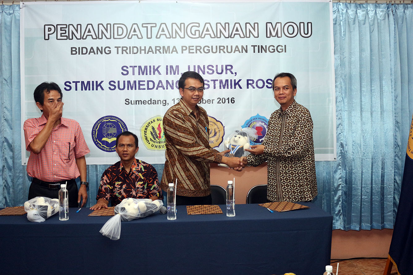 Penandatanganan MOU Antar STMIK IM,STMIK Sumedang,STMIK ROSMA dan FAK. TEKNIK Uiversitas Suryakancana Cianjur Penandatanganan MOU Antar STMIK IM,STMIK Sumedang,STMIK ROSMA dan FAK. TEKNIK Uiversitas Suryakancana Cianjur